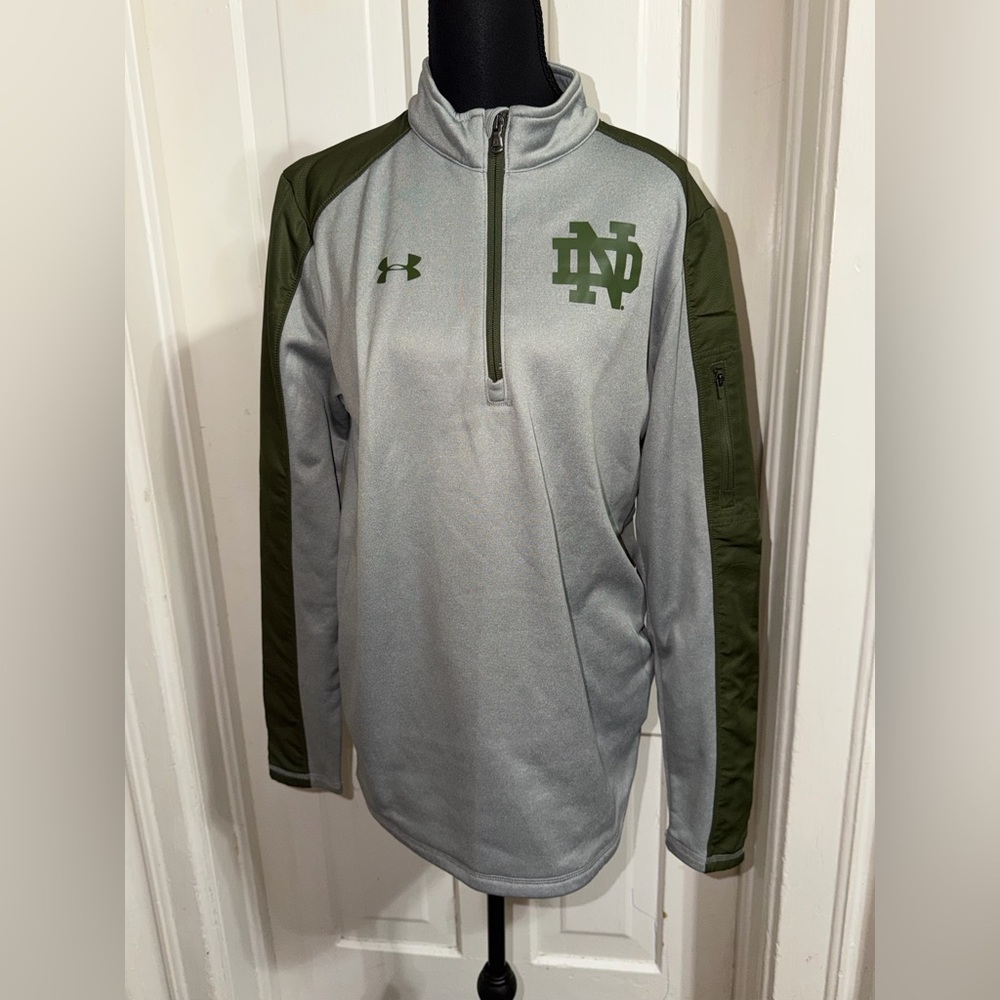 Men's size small Under Armour Notre Dame Shamrock Series Pullover 2016, hoodie